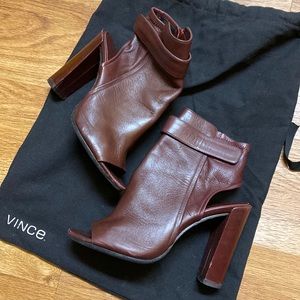 Vince heels